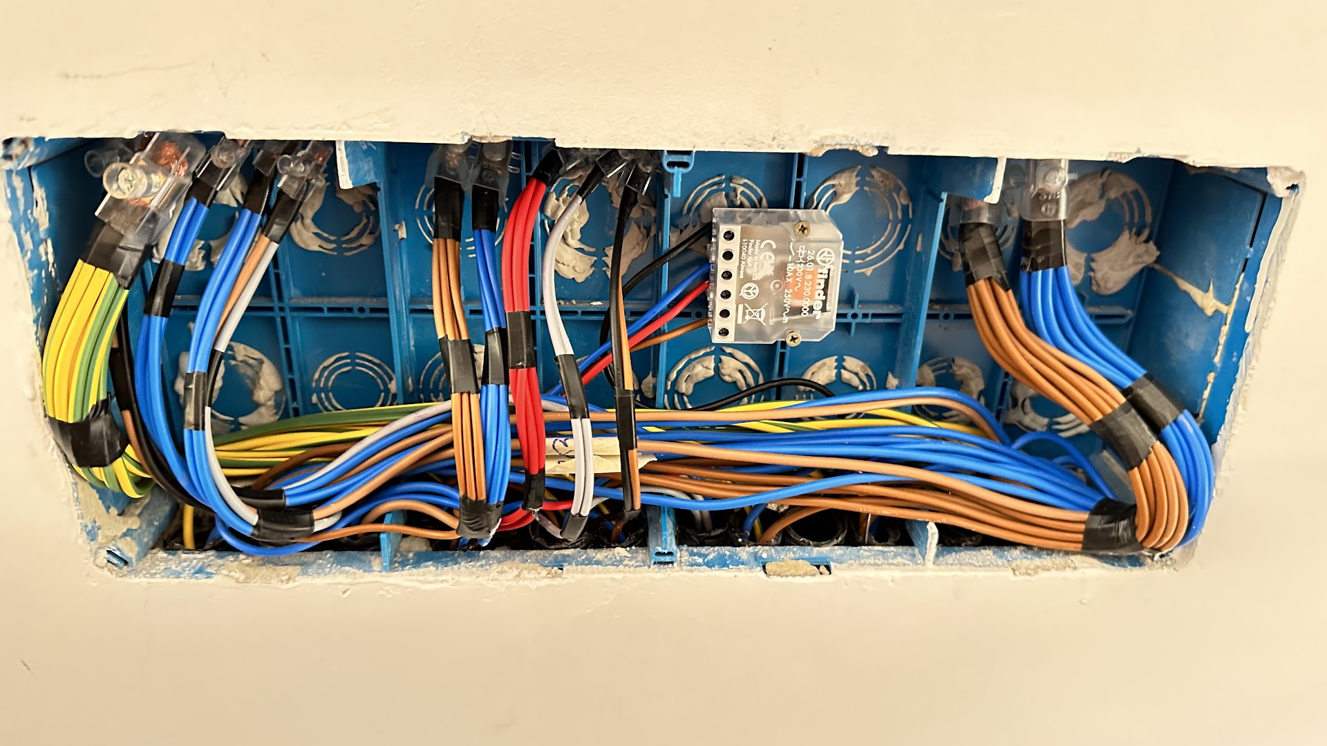 ELETTROSECURTECH S.R.L. — Foto 4